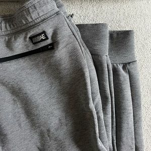 Mens MT gray joggers